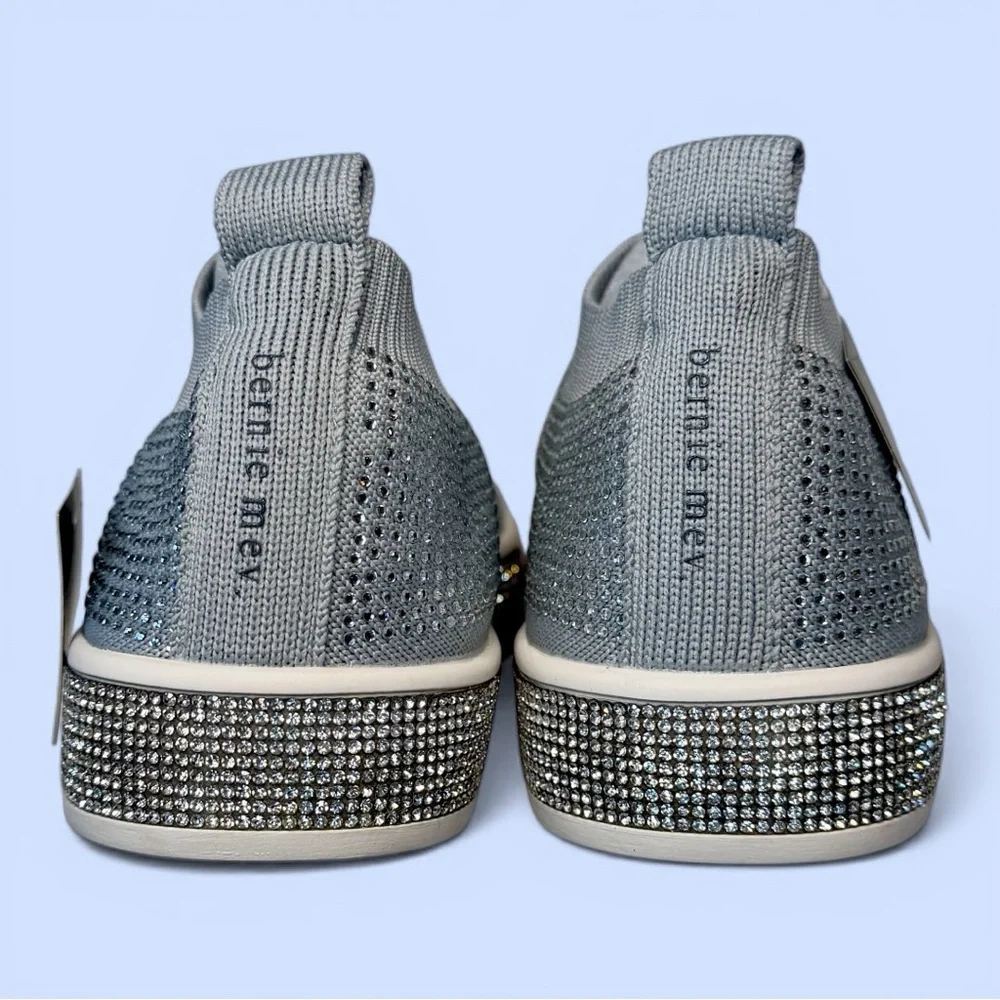 bernie mev.‎ Women's Sneakers Glamour Gray Silver Rhinestones NWT Sz US 7, EU 37